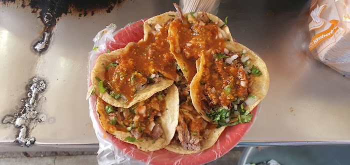 Taqueria Los Cuñados De La Bascula