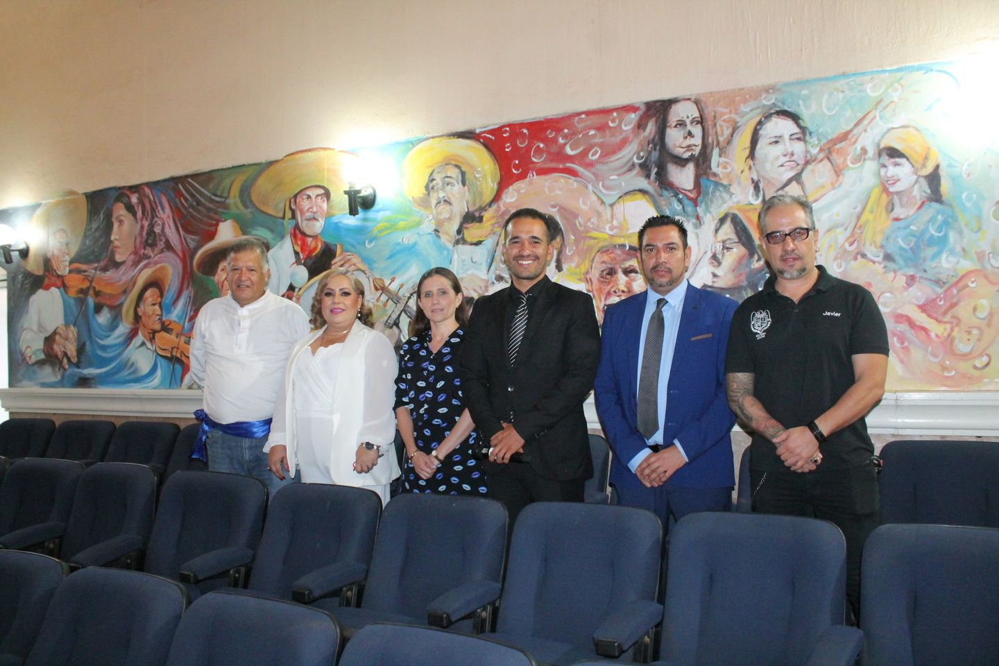 Inauguracion del Mural «Mariachi Antiguo de Acatic» en la Casa de Cultura de Aca…